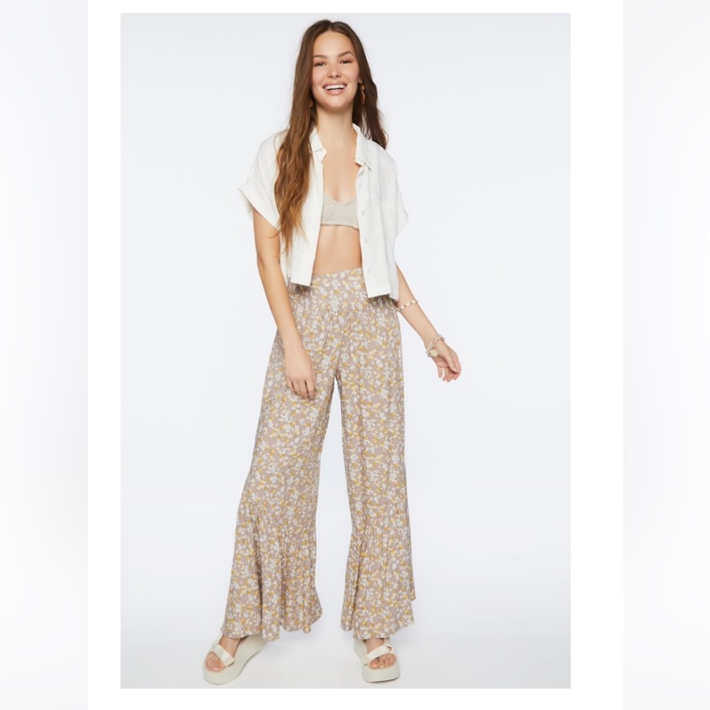 Forever 21 Ditsy Floral Print Palazzo Pants